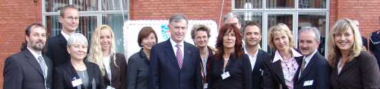 Foto (Dirk Honnef): Thüringer Bürgerdelegation mit Bundespräsident Horst Köhler und Frau