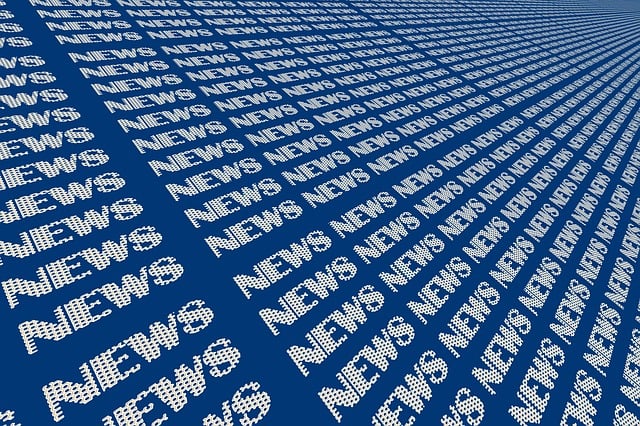 Das Wort "News" ist auf vielen Zeilen zu sehen